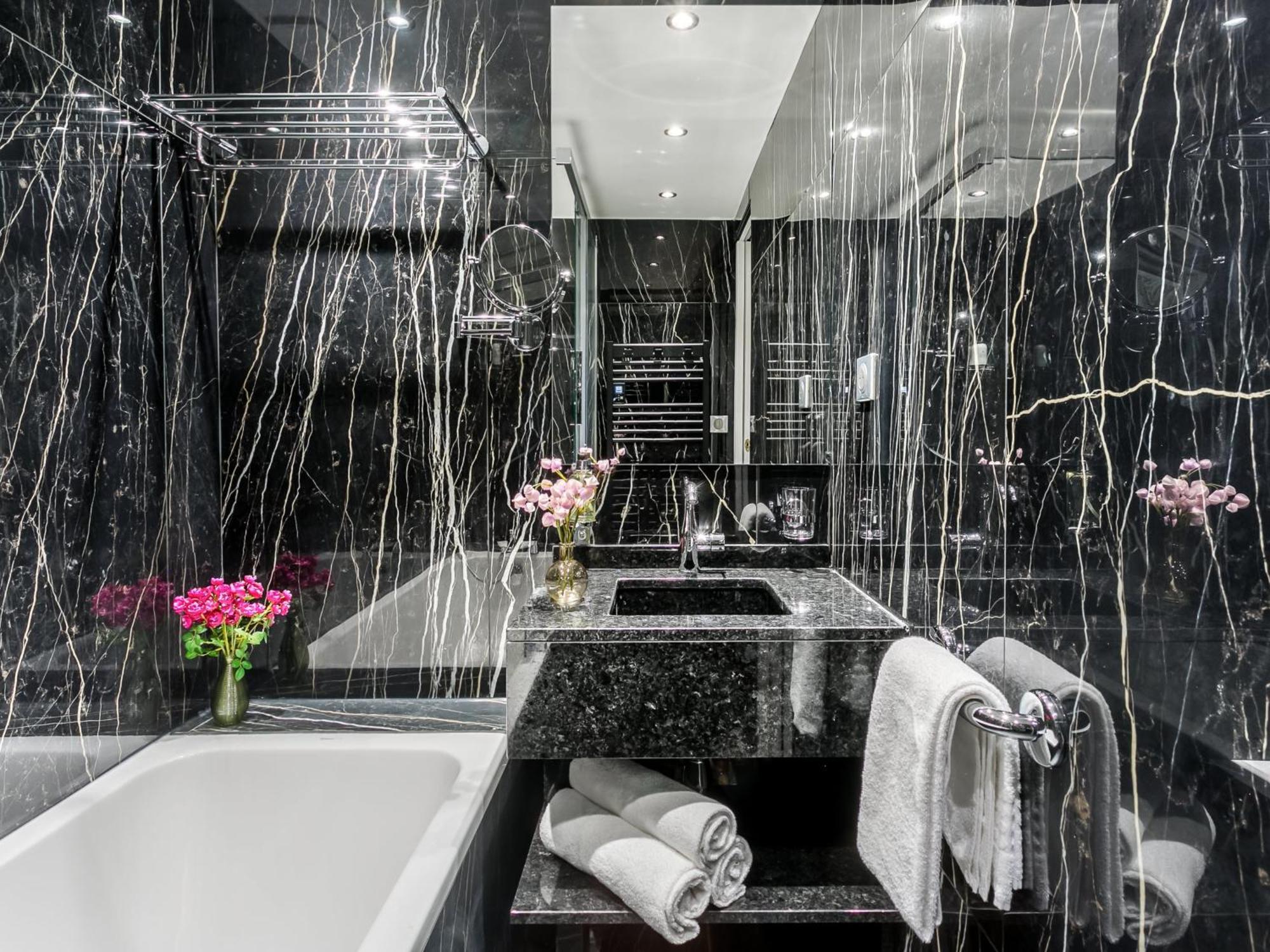 Merveil - Luxury Suite - Louvre - Aboukir V Paris Bagian luar foto